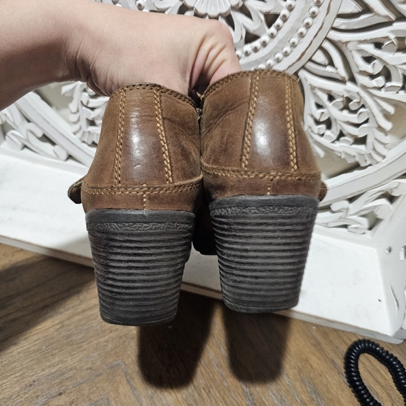 B.O.C Born Concepts Brown Buckle Monk Strap Ankle Heeled Boots Womans 9 - Picture 6 of 8